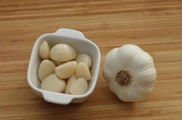 Cómo hacer un delicioso pan de ajo perfecto: receta y secretos