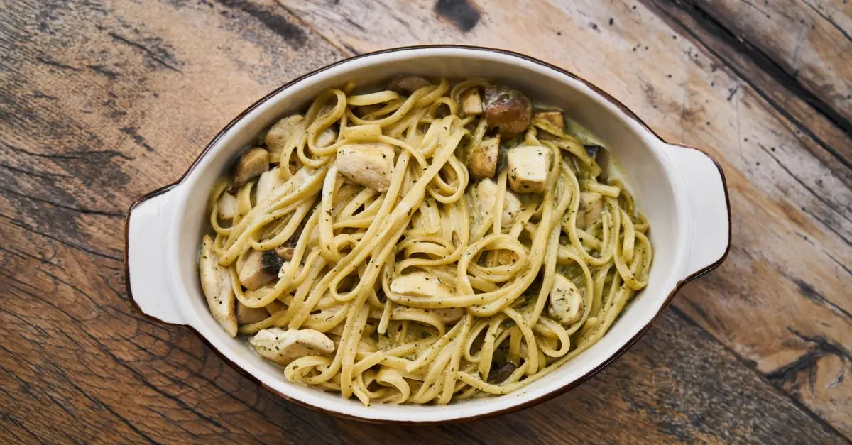 Cómo hacer una salsa de pesto perfecta: receta y secretos
