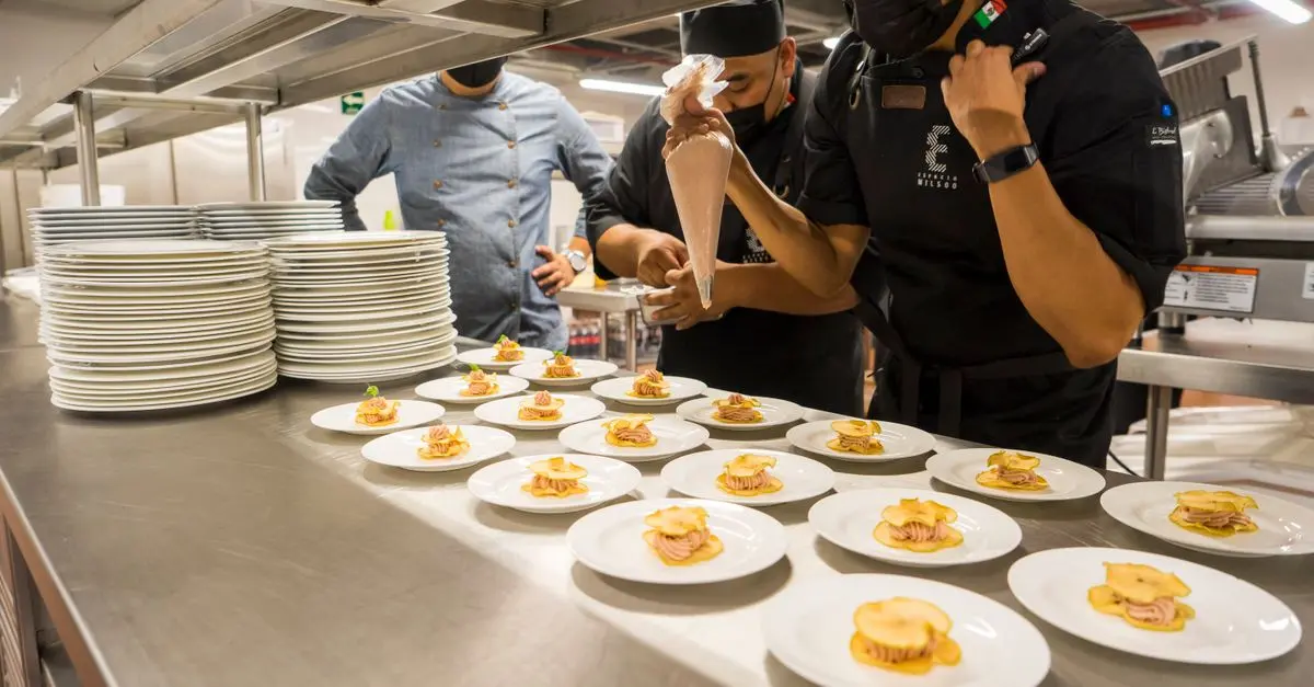 Cómo preparar un menú degustación inolvidable en casa