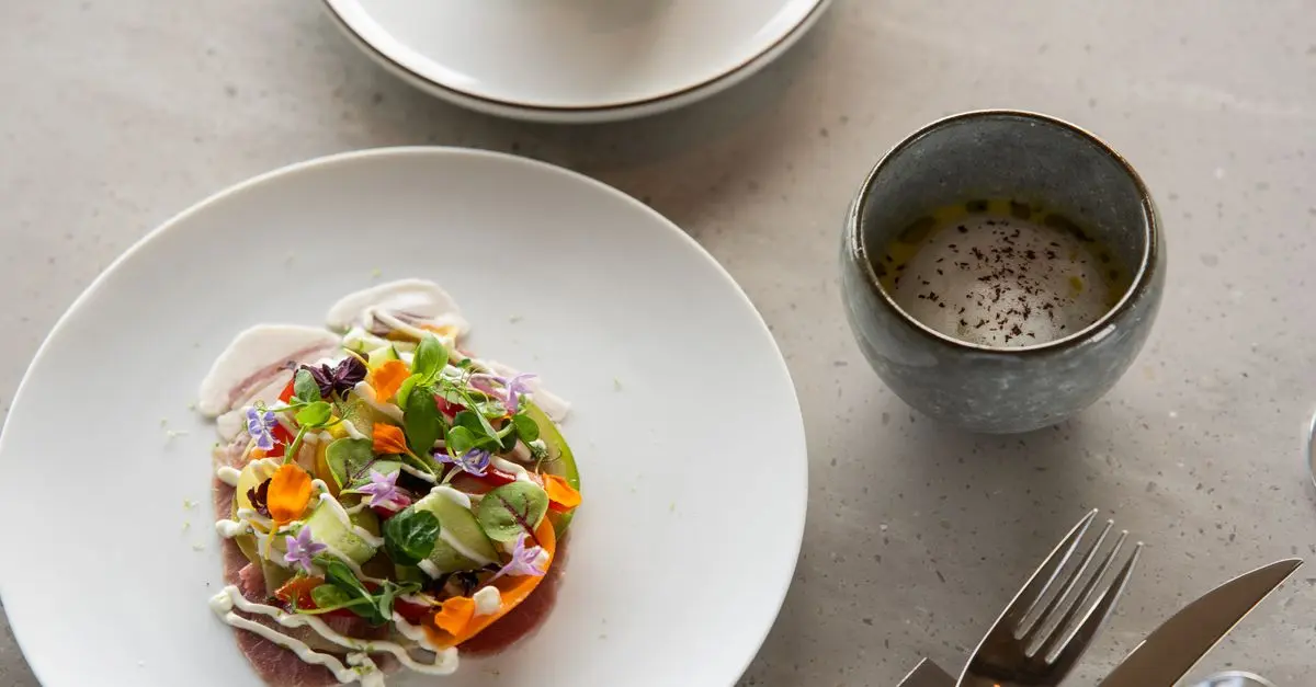 Cómo hacer una ensalada gourmet perfecta: receta y trucos