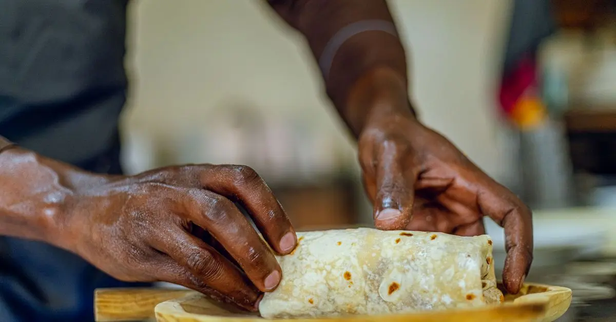 Cómo hacer una tapa de tortilla española perfecta: receta y secretos