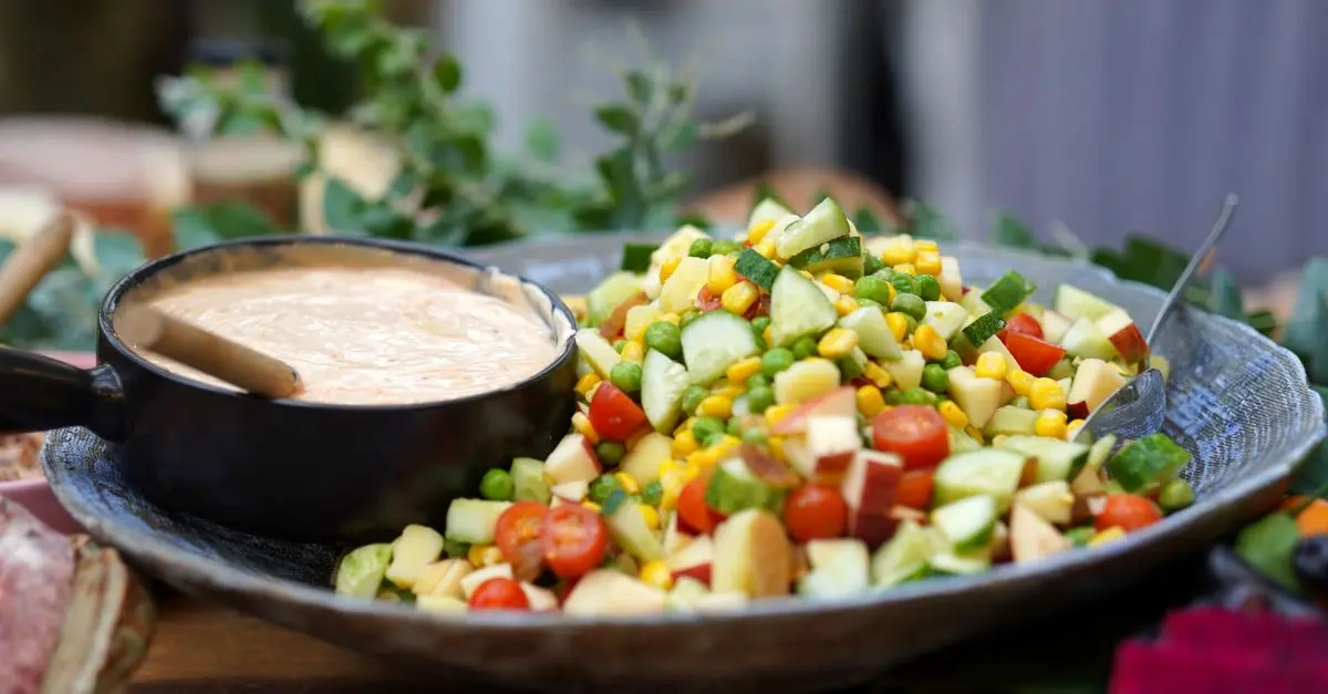 Cómo hacer una deliciosa ensalada fresca: recetas y consejos