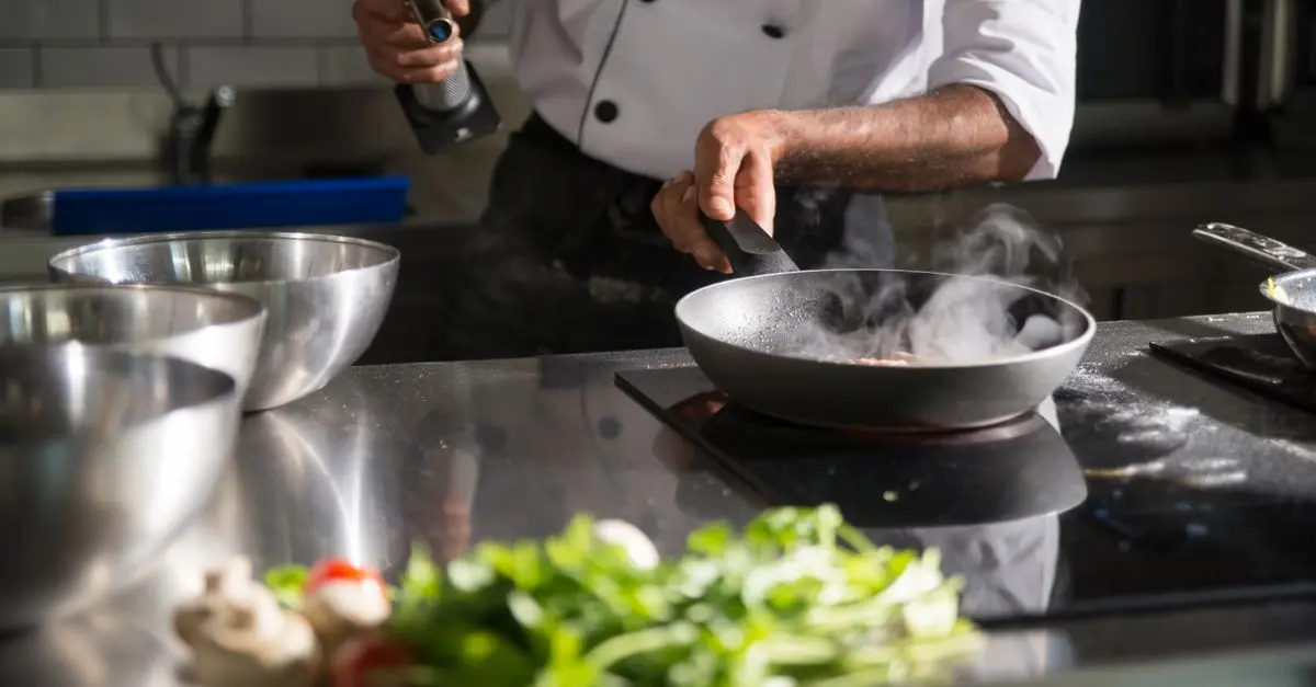 Cómo elegir los mejores utensilios de cocina para chefs
