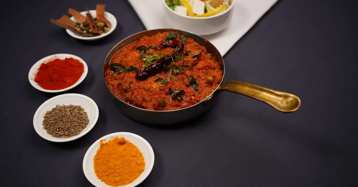 Cómo hacer un curry perfecto: técnicas y consejos del chef