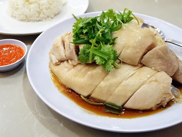 Cómo preparar un delicioso curry de pollo: receta y consejos